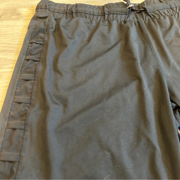 Fabletics Women’s Black Jogger Pant with Mesh Panel on Leg - Est. XL - Picture 2 of 6